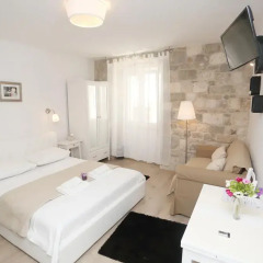 Отель Split Old Town Suites Студия с различными типами кроватей фото 11