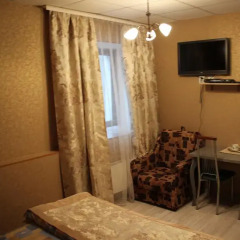 World Hostel Кровать в женском общем номере с двухъярусной кроватью