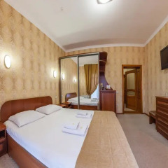 Гостиница Golden Crown 3* Стандартный номер с различными типами кроватей фото 4