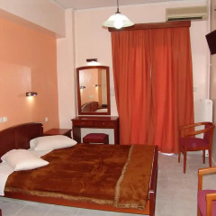 Cosmos Hotel 2* Улучшенный номер с двуспальной кроватью фото 2