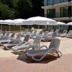 Hotel Grifid Foresta - All Inclusive Adults Only 16+ бассейн фото 3