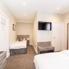 Phoenix Hotel 3* Стандартный номер с различными типами кроватей фото 2