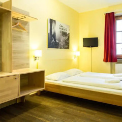Euro Youth Hotel Munich Мюнхен сейф в номере