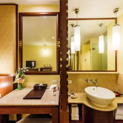 Отель Duangjitt Resort, Phuket 5* Номер Делюкс фото 8