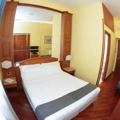 Отель 69 Manin Street 2* Стандартный номер с двуспальной кроватью фото 4