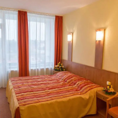 Hunguest Hotel Panorama 3* Улучшенный номер с различными типами кроватей фото 8