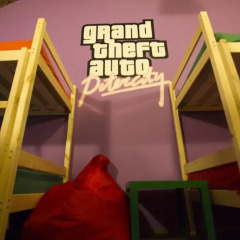 Game Hostel Кровать в общем номере с двухъярусной кроватью