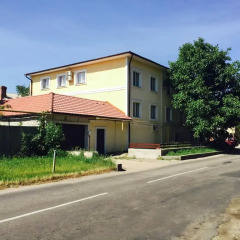 Гостиница Villa na Dache Kovalevskogo парковка