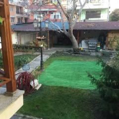 Отель Yellow House
