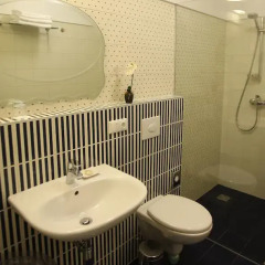 Отель Moon Garden Art 4* Люкс повышенной комфортности с различными типами кроватей фото 5