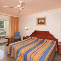 Отель Mac Puerto Marina Benalmádena 4* Стандартный номер с 2 отдельными кроватями фото 7
