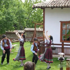 Отель Manastirski Rid фитнесс-зал