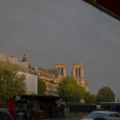 Отель Duplex vue Seine quai des grands Augustins парковка
