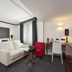 Отель Melia Tour Eiffel Номер категории Премиум