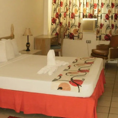 Pineapple Court Hotel 2* Стандартный номер с различными типами кроватей фото 24
