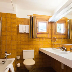 Chesa Surlej Hotel 3* Номер категории Эконом с двуспальной кроватью фото 13