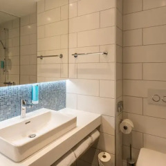 Отель Holiday Inn Express Munich City West 3* Стандартный номер с различными типами кроватей фото 4