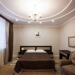Hotel Lyuks 3* Номер Комфорт с разными типами кроватей фото 3