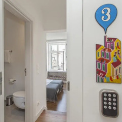 Отель Lisbon Old Town Guest House 3* Люкс с различными типами кроватей фото 27