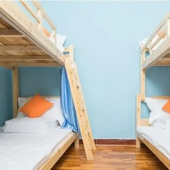 Zhuangse Chengdu Youth Hostel балкон