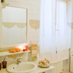 Отель Bed and Breakfast Aelita Италия, Чивитанова-Марке - отзывы, цены и фото номеров - забронировать отель Bed and Breakfast Aelita онлайн ванная фото 2