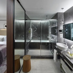 Отель Mandarin Oriental, Milan 5* Номер Делюкс с двуспальной кроватью