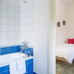 Отель Cosmos Beach House ванная
