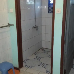 Отель Almond Tree Guest House 3* Стандартный номер с двуспальной кроватью (общая ванная комната) фото 4