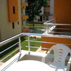 Апартаменты Sunny Village Apartment Солнечный берег балкон