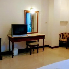 Mei Zhou Phuket Hotel 3* Улучшенный номер с двуспальной кроватью фото 3
