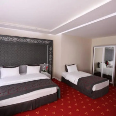 The Apple Palace 3* Стандартный семейный номер с двуспальной кроватью фото 4
