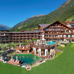 Отель Golf & Spa Resort Andreus Сан-Мартино-ин-Пассирия бассейн