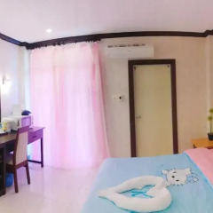 Отель B & L Guesthouse 3* Улучшенный номер с разными типами кроватей фото 31