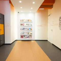 Отель easyHotel Den Haag фитнесс-зал