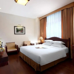 Hanoi Imperial Hotel 4* Улучшенный номер с различными типами кроватей фото 7