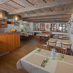 Отель ApartmÁny Nerudova 36 Чехия, Прага - отзывы, цены и фото номеров - забронировать отель ApartmÁny Nerudova 36 онлайн питание