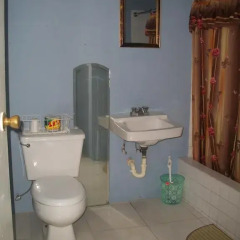Отель Tina's Guest House 2* Стандартный номер с различными типами кроватей фото 37