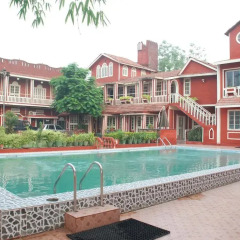 Отель FabHotel Golden Days Club бассейн фото 2
