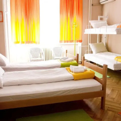 Hostel Beogradjanka Кровать в общем номере с двухъярусной кроватью фото 9