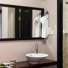 Отель The Beehive 3* Улучшенный номер с различными типами кроватей фото 8