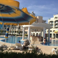 Апартаменты Pomorie Apartment Поморие бассейн фото 2