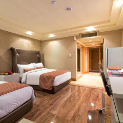 Victoria Crown Plaza Hotel 4* Стандартный номер фото 3