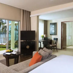 Отель Phuket Panwa Beachfront Resort 5* Стандартный номер с двуспальной кроватью фото 18
