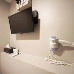 Отель K-Guesthouse Dongdaemun Premium 2* Стандартный номер с различными типами кроватей фото 3