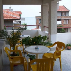 Отель Guest House Kostandara Поморие балкон