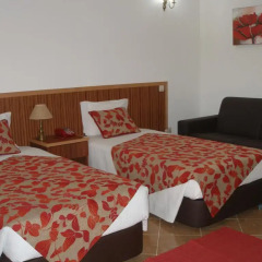 Hotel Louro 3* Стандартный семейный номер разные типы кроватей фото 10