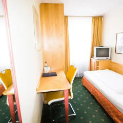 Отель AURBACHER 3* Стандартный номер фото 2