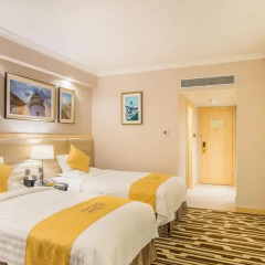 Metropark Hotel Macau 3* Номер Делюкс с разными типами кроватей фото 6