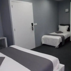 Hotel Phenix 3* Стандартный номер фото 5