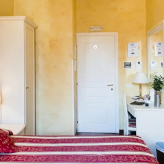 Отель Domus Trevi 3* Стандартный номер с различными типами кроватей фото 8